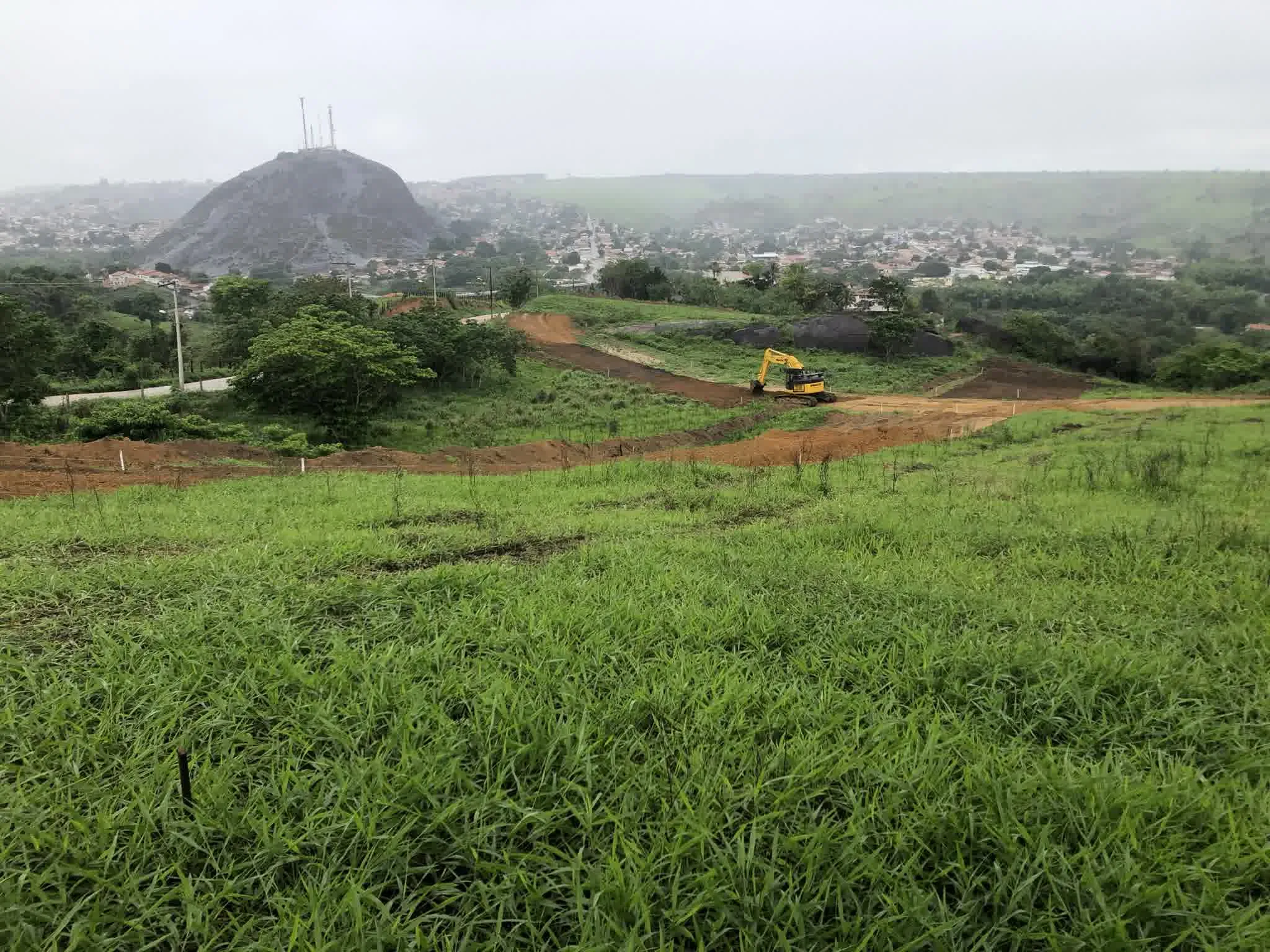 Terraplanagem para preparo de obras